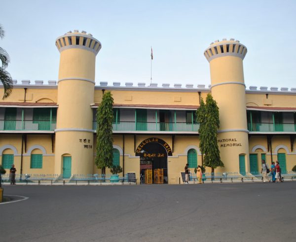 Front_View_of_Cellular_Jail,_Port_Blair