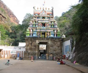 Upper_Ahobilam_temple_Gopuram